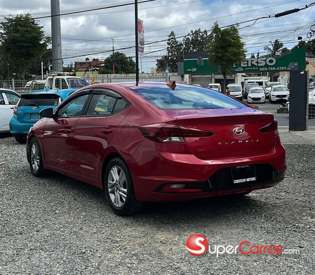 2020 Hyundai Elantra SEL — foto 4 / 10