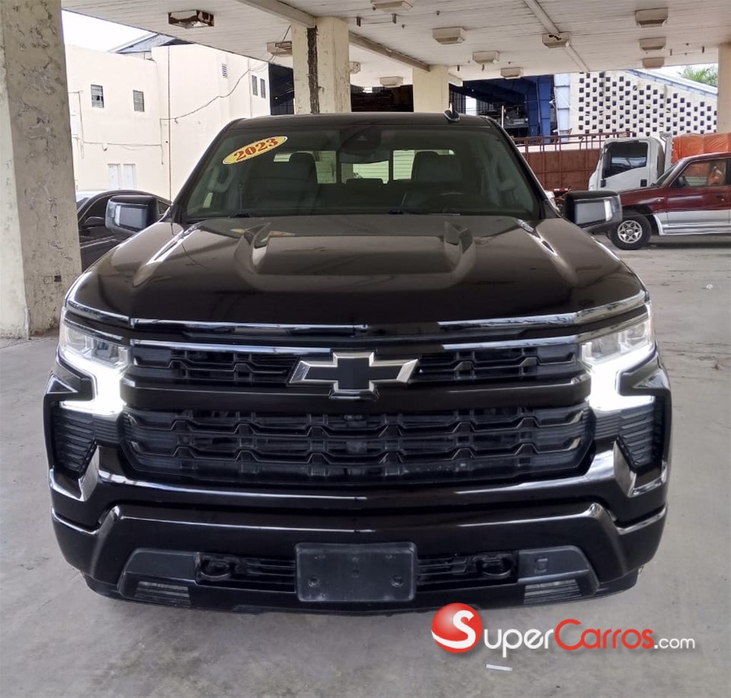 2023 Chevrolet Silverado RST — foto 3 / 12