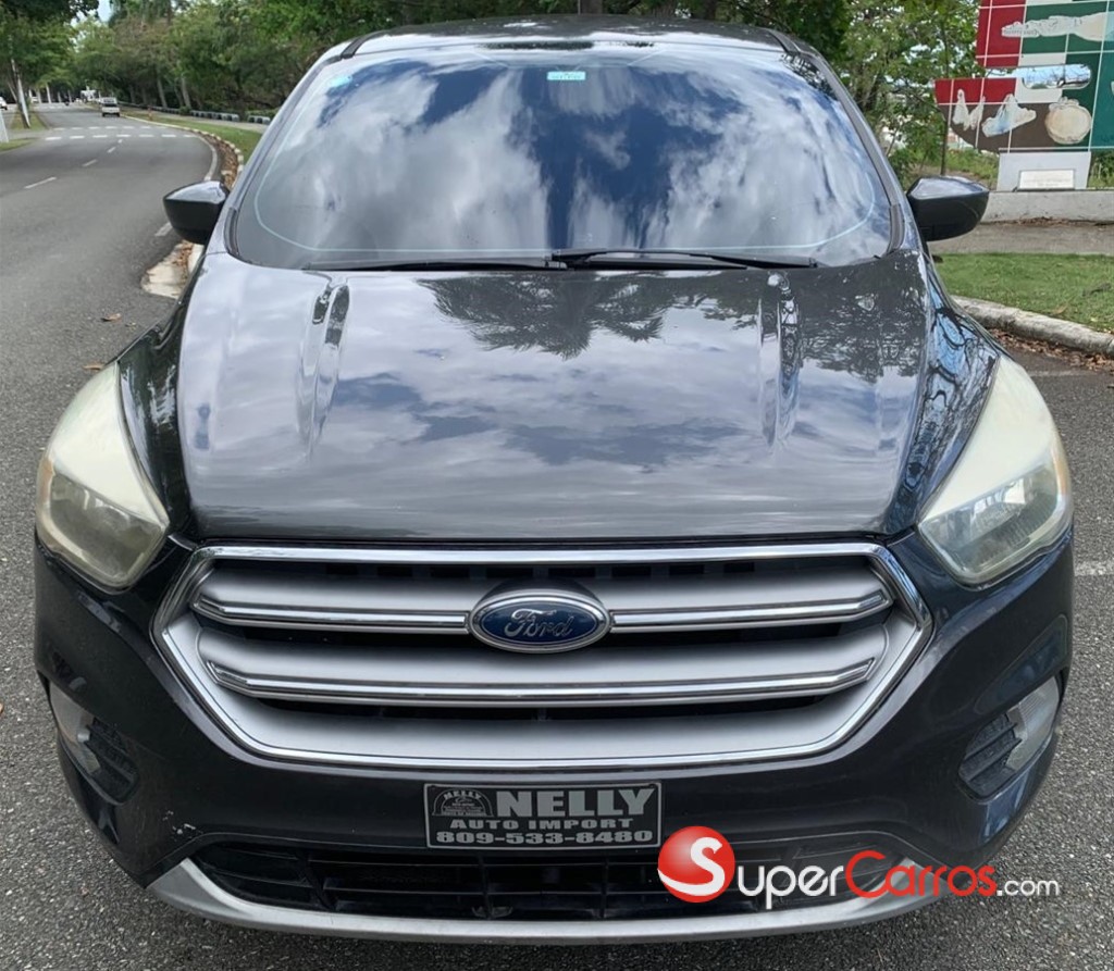 2017 Ford Escape SE — foto 2 / 12