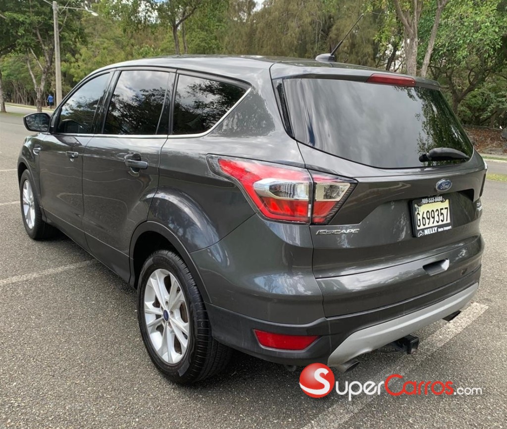 2017 Ford Escape SE — foto 5 / 12