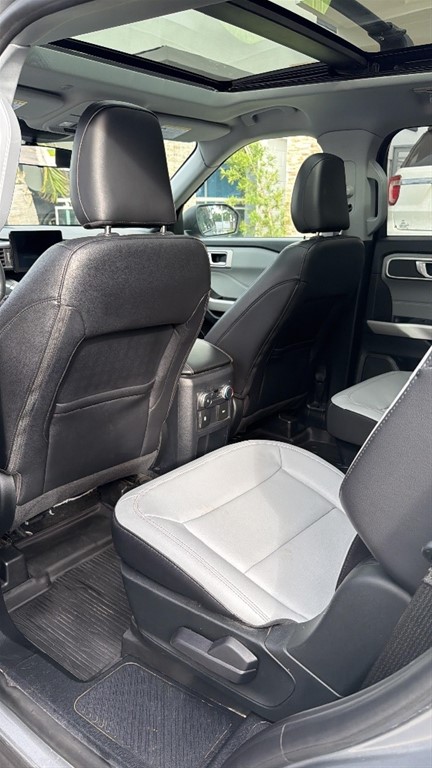 2021 Ford Explorer — foto 9 / 9