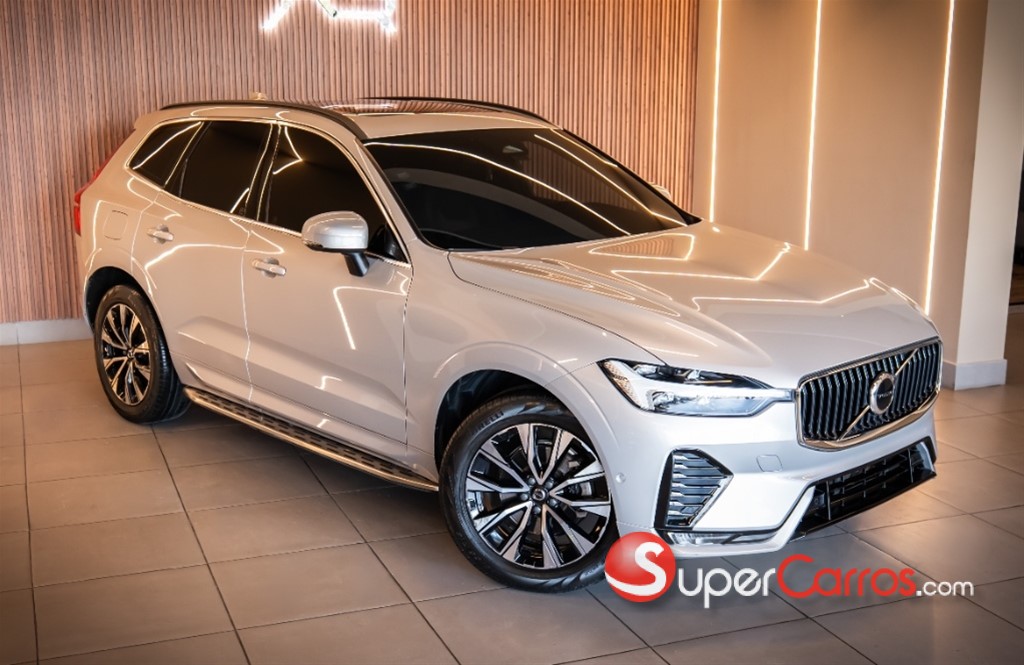 2023 Volvo XC60 Plus B5 — foto 2 / 11