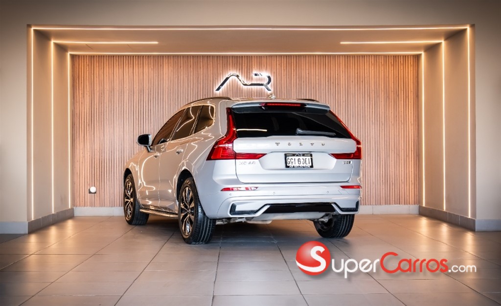 2023 Volvo XC60 Plus B5 — foto 5 / 11