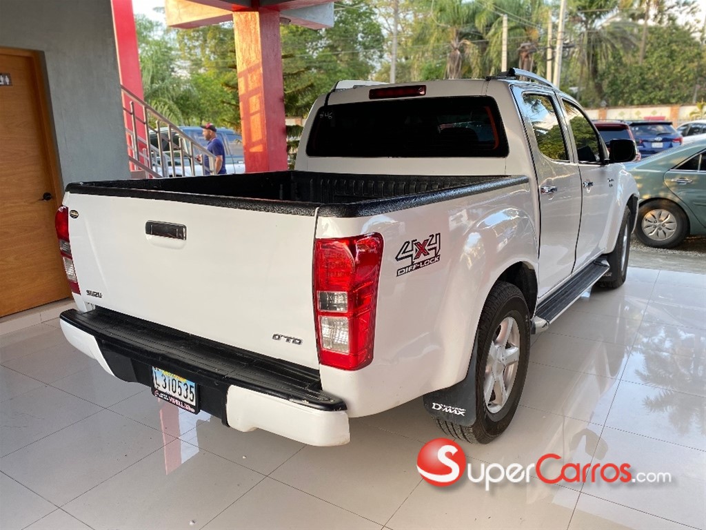 2013 Isuzu DMAX — foto 7 / 8