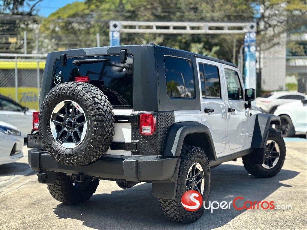 2016 Jeep Wrangler Unlimited Rubicon — foto 4 / 12