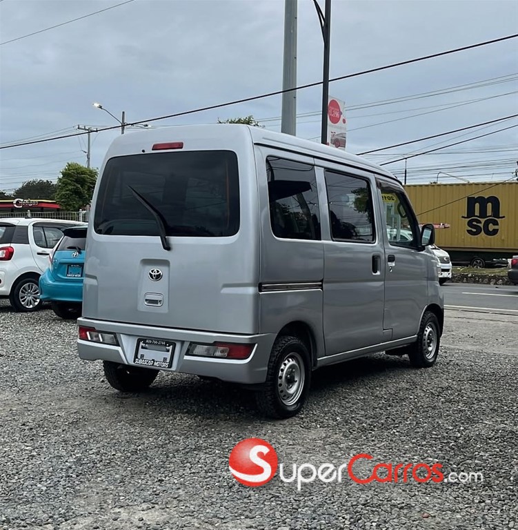 2019 Toyota Pixis — foto 3 / 10