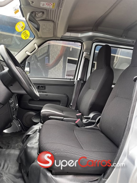 2019 Toyota Pixis — foto 5 / 10