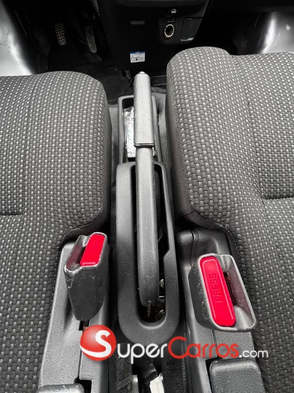 2019 Toyota Pixis — foto 8 / 10