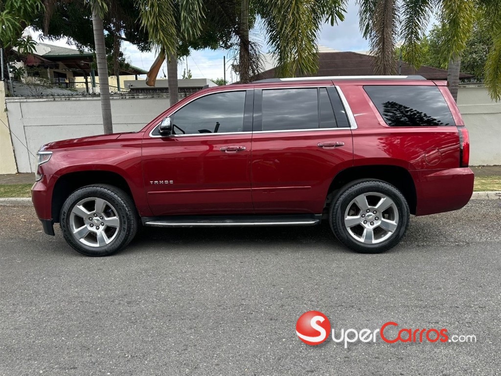 2017 Chevrolet Tahoe Premier — foto 9 / 12