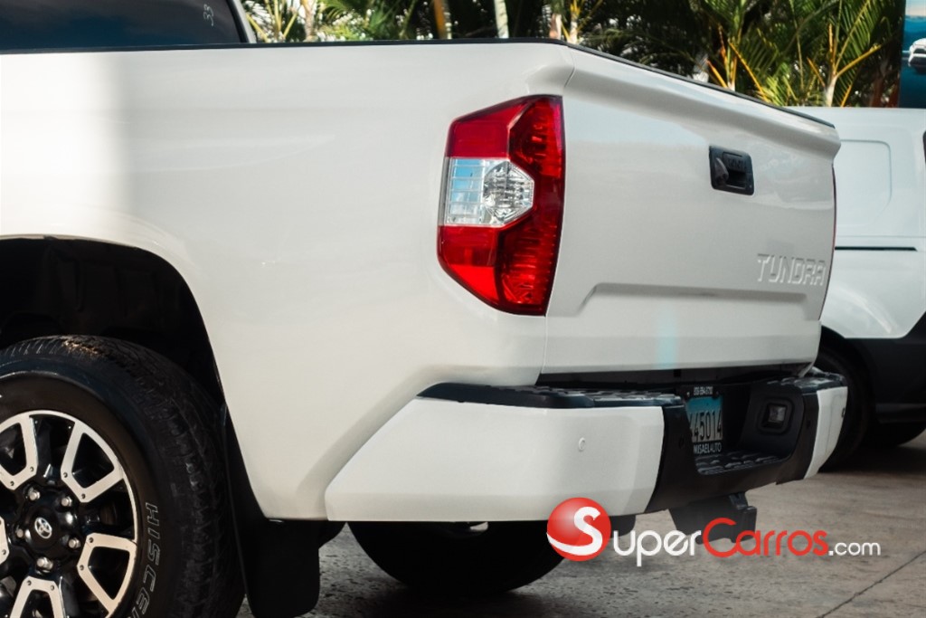 2019 Toyota Tundra — foto 10 / 12