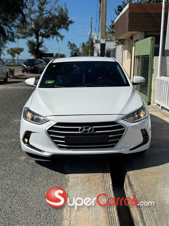 2017 Hyundai Avante — foto 3 / 12