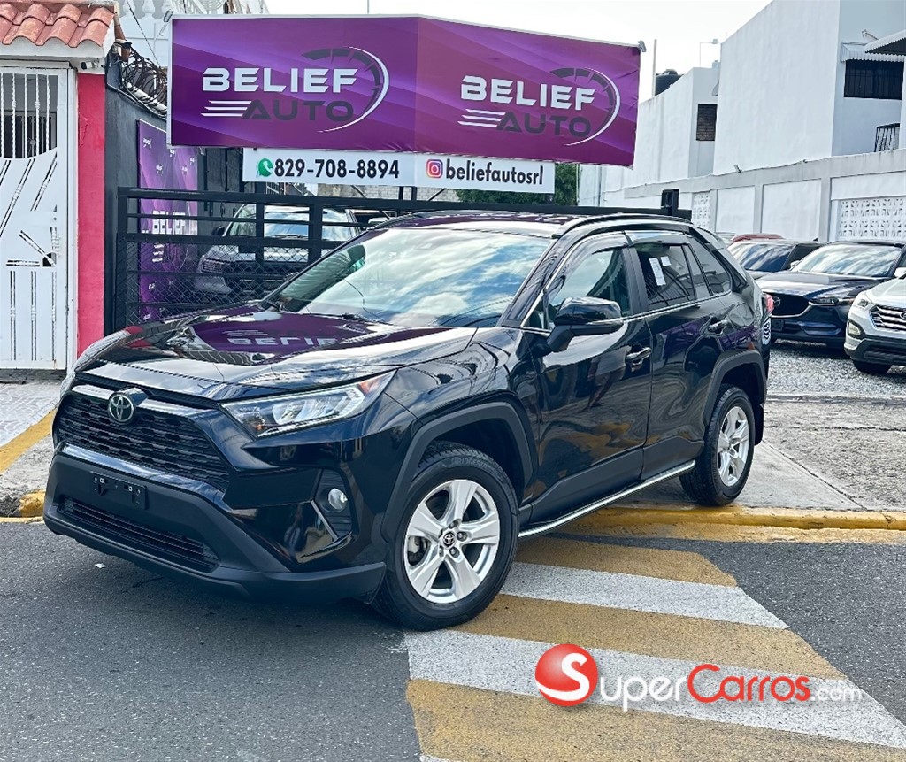 2021 Toyota RAV4 XLE