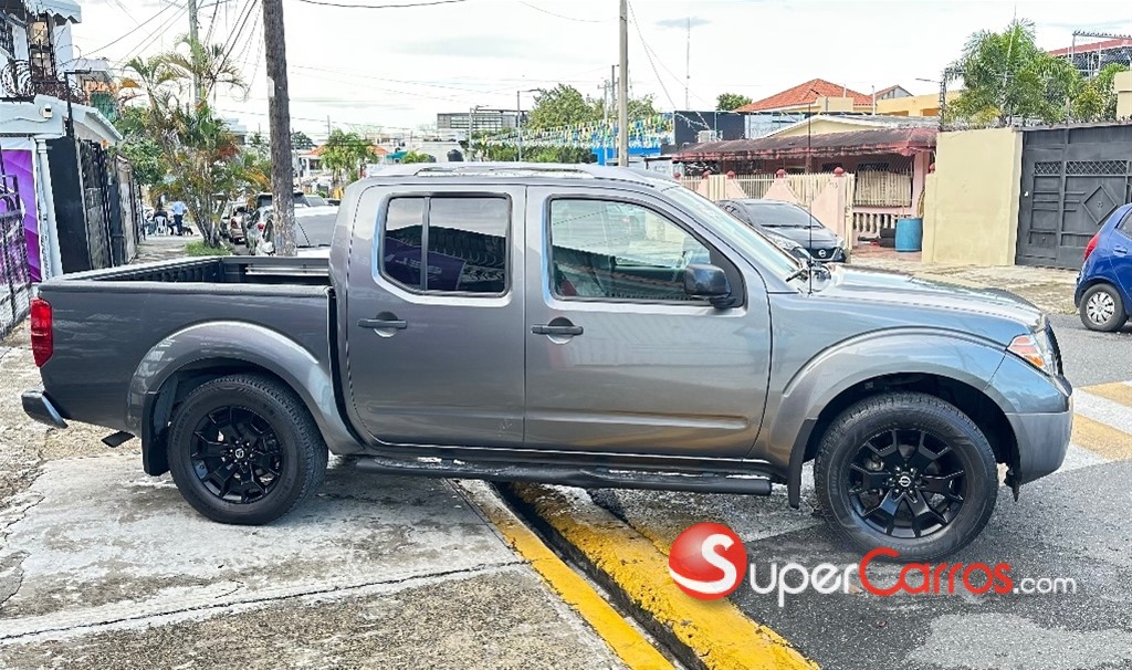 2020 Nissan Frontier SV — foto 9 / 11