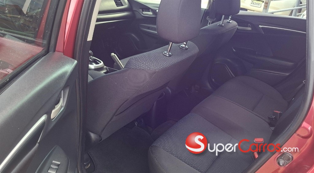 2020 Honda Fit — foto 7 / 9