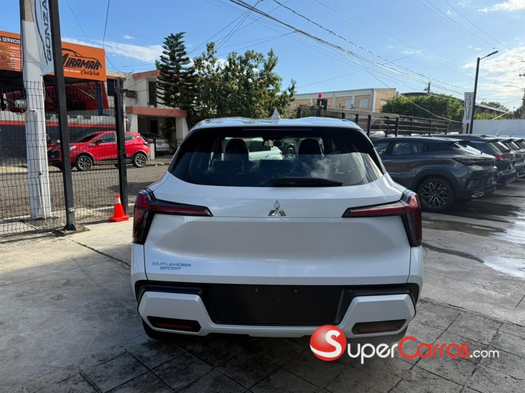 2026 Mitsubishi Motors Outlander Sport — foto 5 / 10
