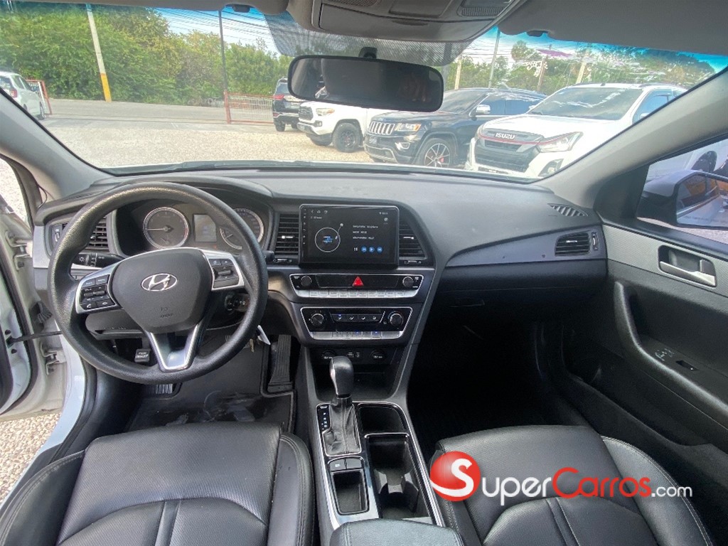 2020 Hyundai Sonata New Rise — foto 9 / 10