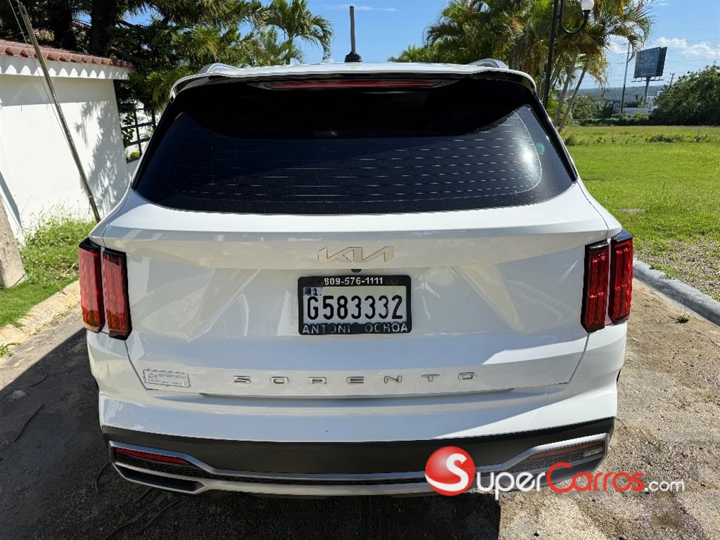 2022 Kia Sorento Luxury — foto 6 / 12