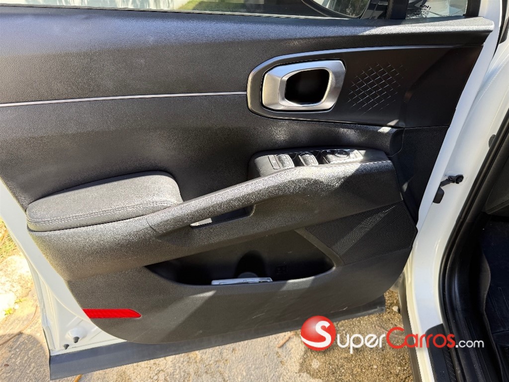 2022 Kia Sorento Luxury — foto 10 / 12