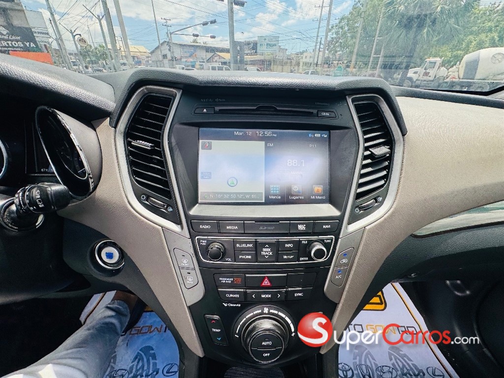 2017 Hyundai Santa Fe Sport 2.0T Ultimate — foto 11 / 12