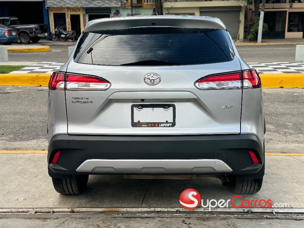 2022 Toyota Corolla Cross — foto 9 / 11