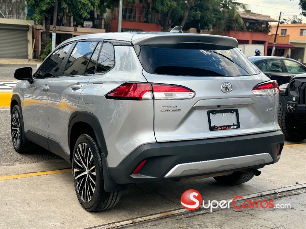 2022 Toyota Corolla Cross — foto 10 / 11