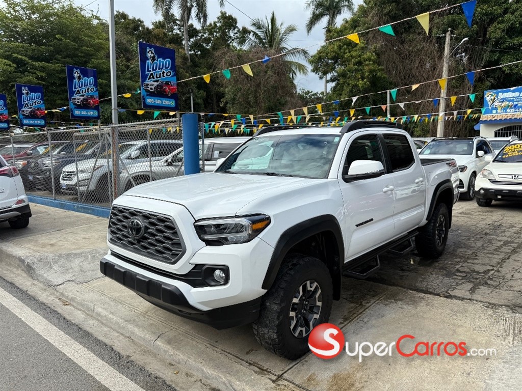 2021 Toyota Tacoma TRD OFF ROAD
