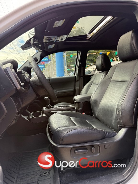 2021 Toyota Tacoma TRD OFF ROAD — foto 7 / 11