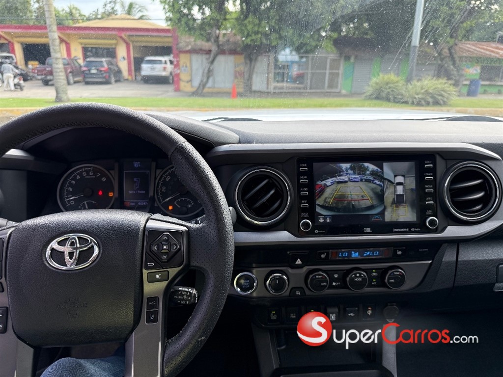 2021 Toyota Tacoma TRD OFF ROAD — foto 10 / 11
