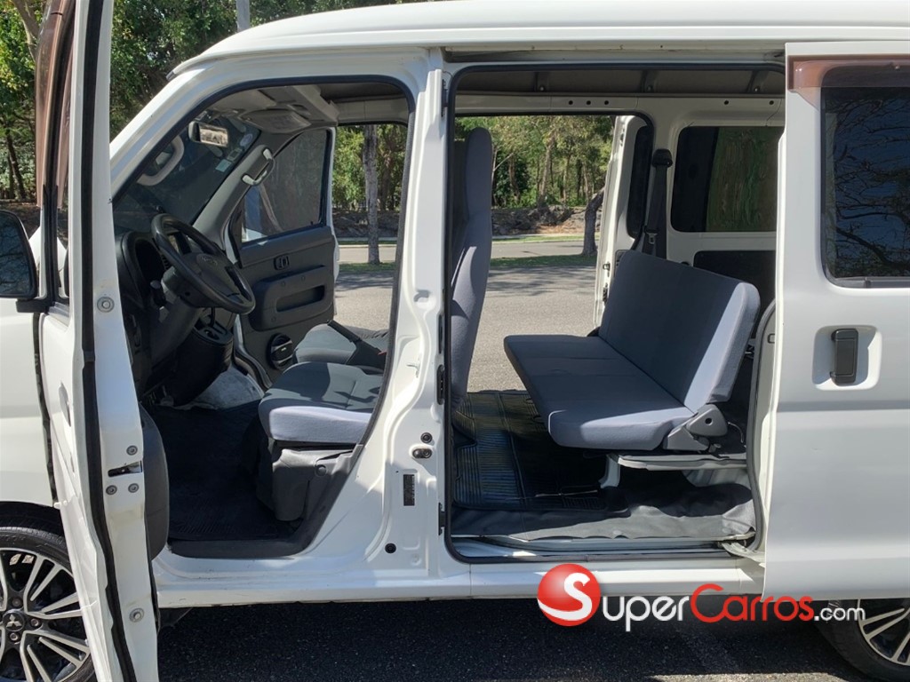 2017 Subaru Sambar — foto 7 / 12