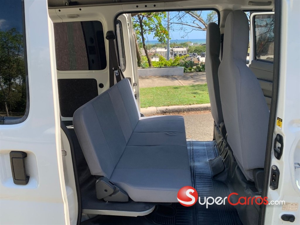 2017 Subaru Sambar — foto 9 / 12