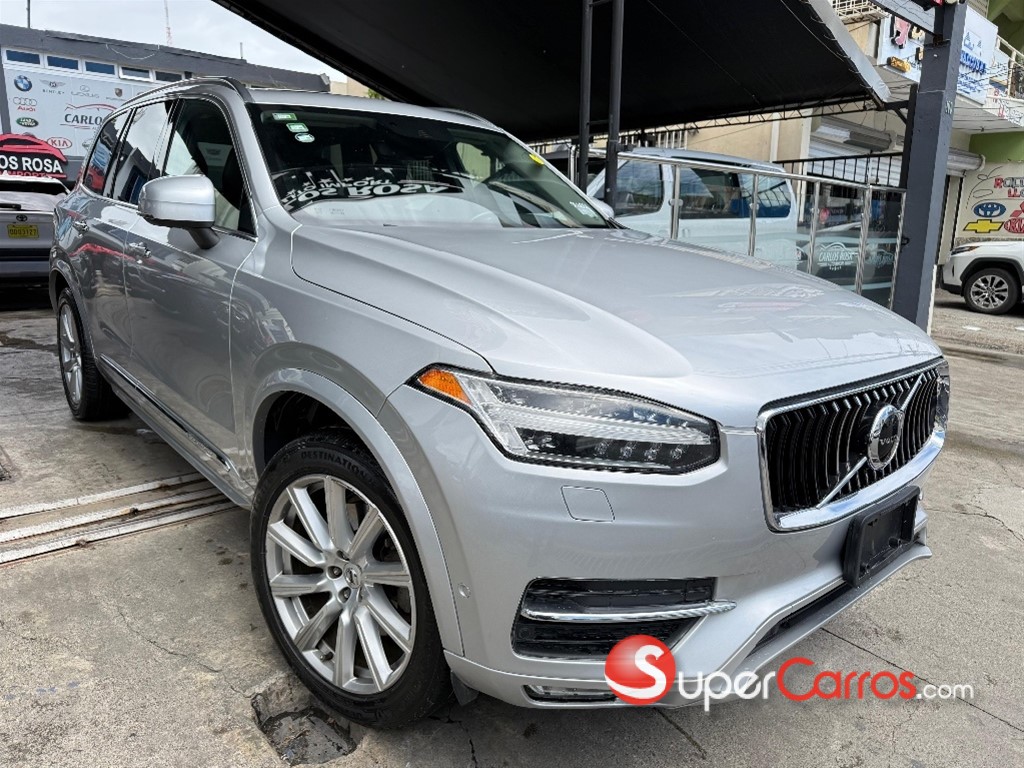 2017 Volvo XC90 Momentum T6 — foto 2 / 9