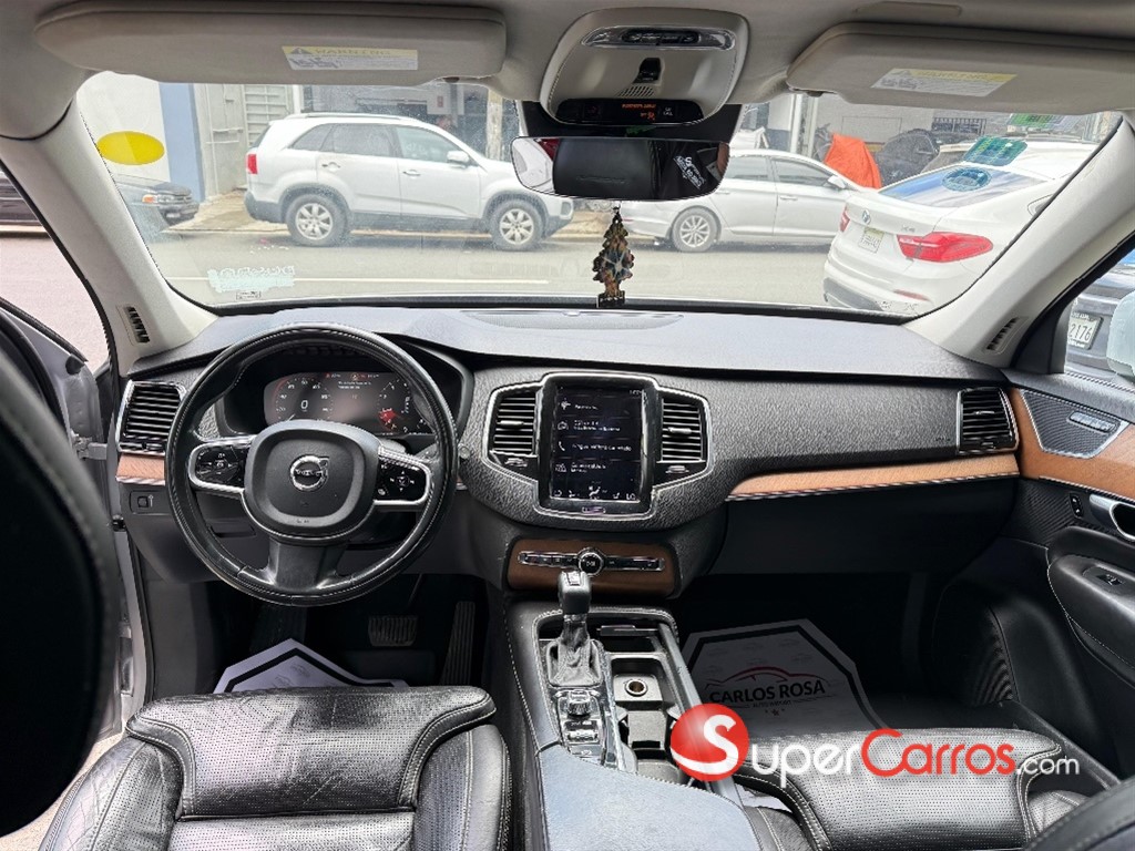 2017 Volvo XC90 Momentum T6 — foto 8 / 9