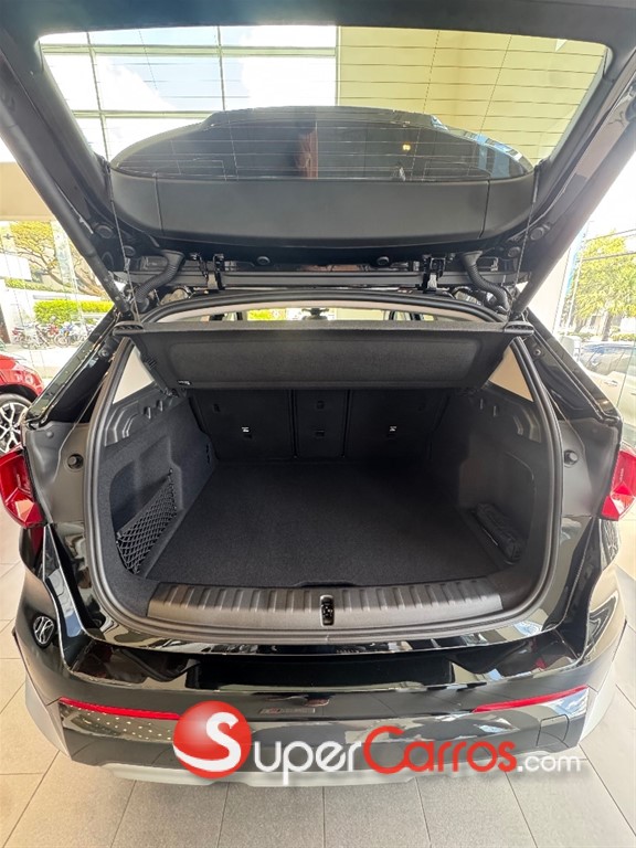 2026 BMW X 1 1.8i S DRIVE — foto 8 / 12