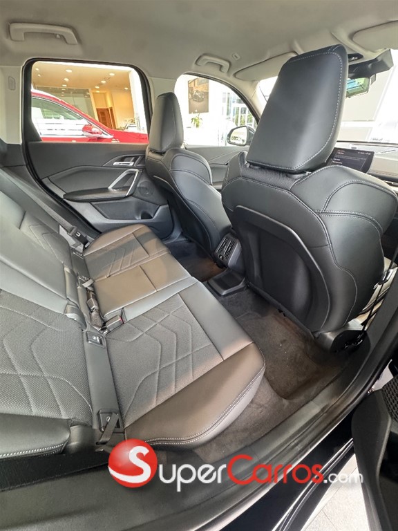 2026 BMW X 1 1.8i S DRIVE — foto 10 / 12