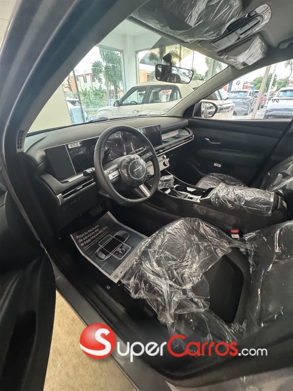 2026 Hyundai Tucson LIMITED — foto 8 / 12