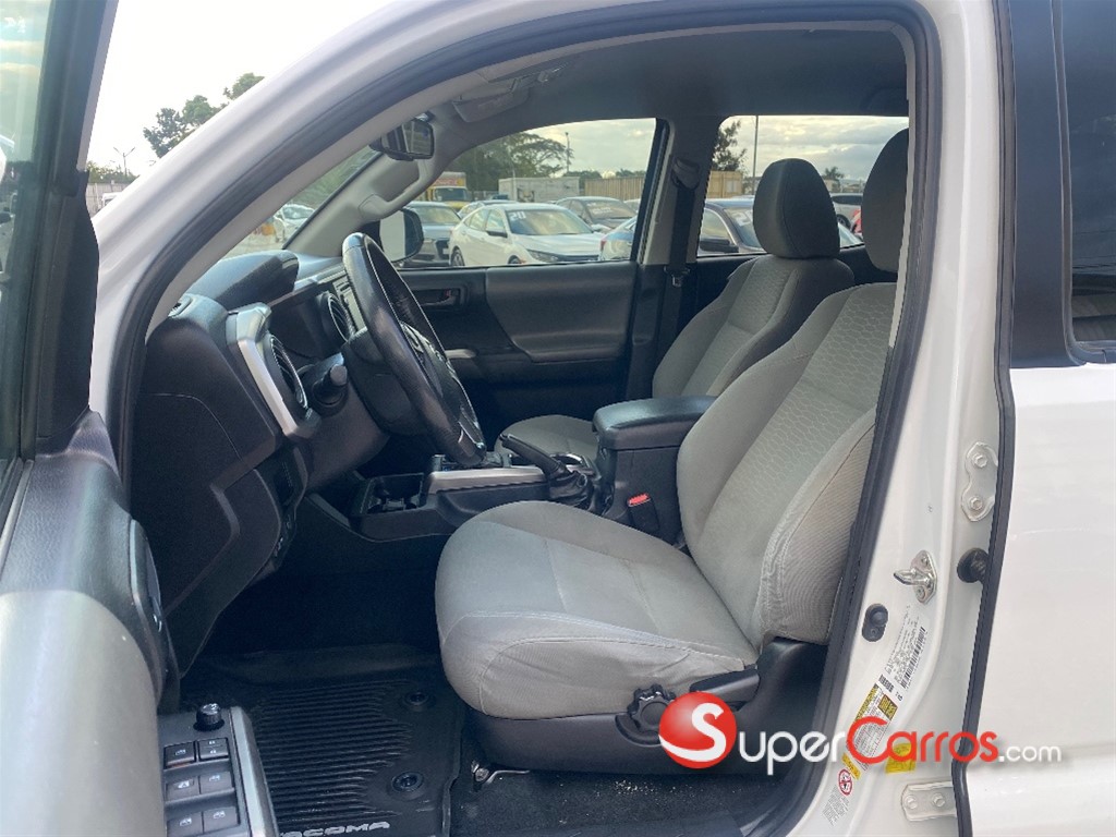 2019 Toyota Tacoma SR5 — foto 7 / 10