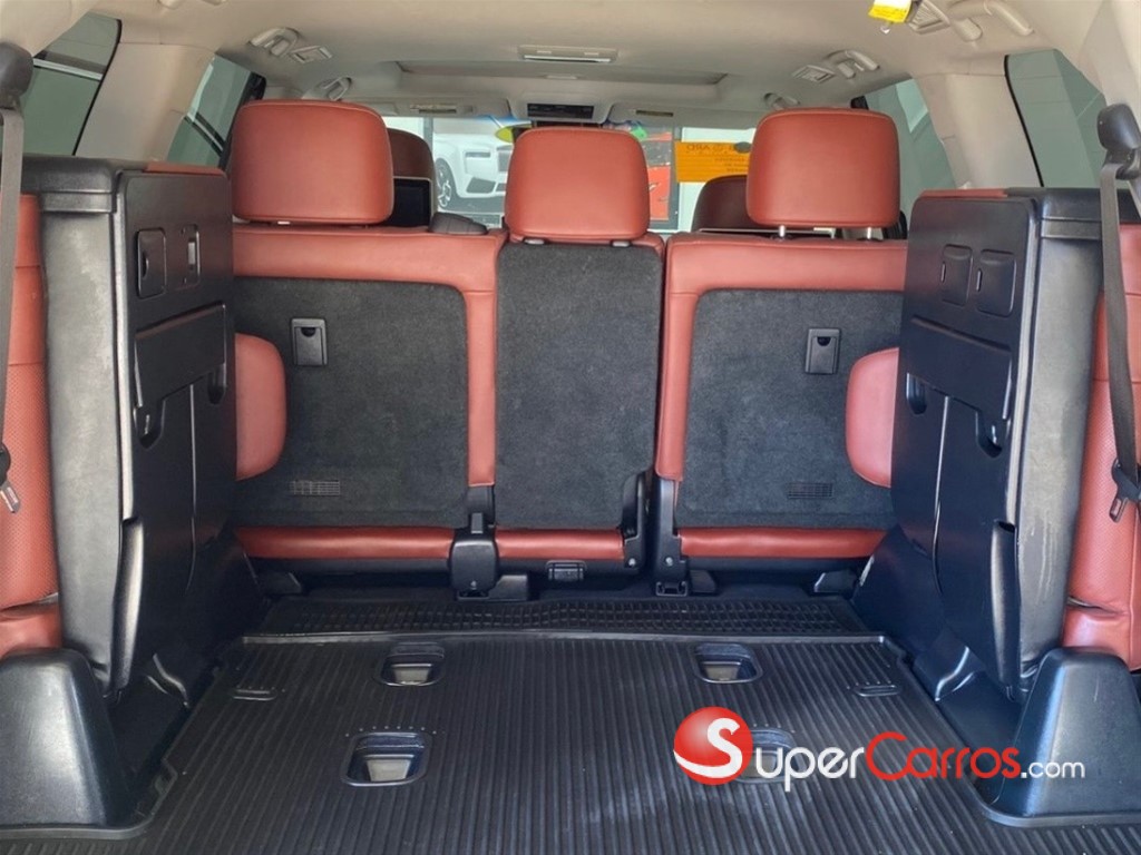 2017 Lexus LX 570 Sport — foto 7 / 8