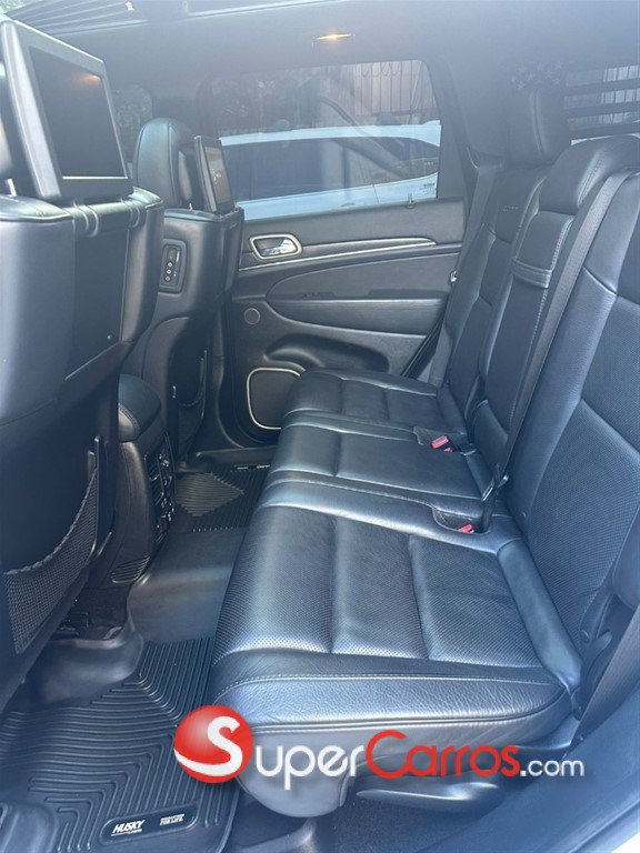2015 Jeep Grand Cherokee SRT8 — foto 9 / 9