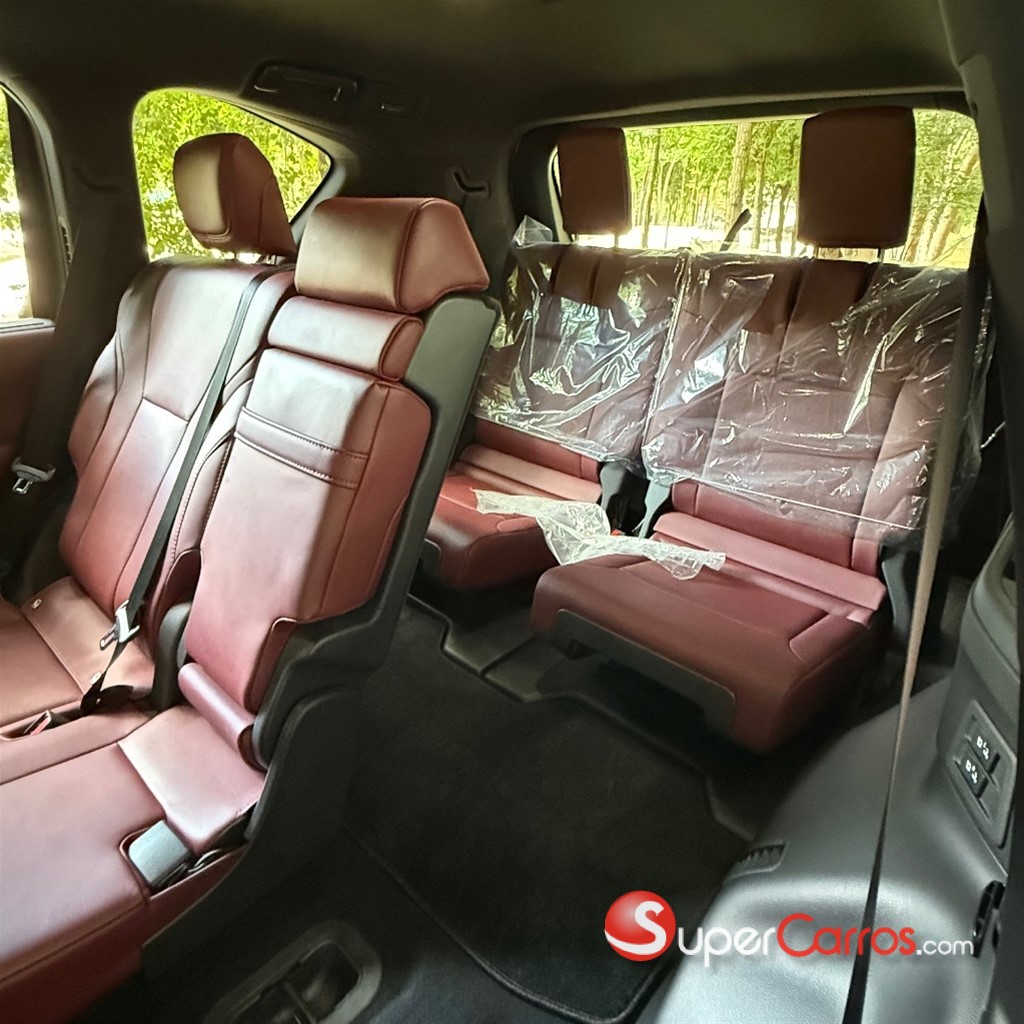 2024 Lexus LX 600 — foto 10 / 10