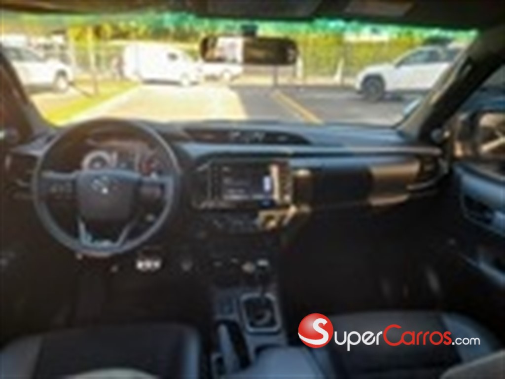 2024 Toyota Hilux GR Sport — foto 5 / 12