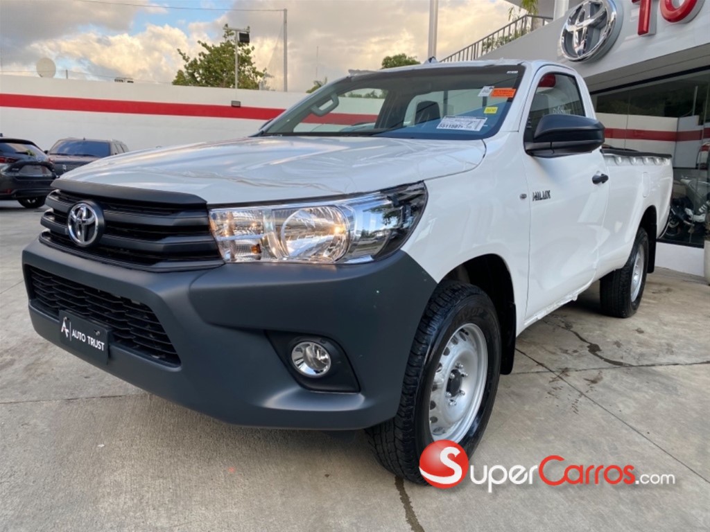 2027 Toyota Hilux — foto 3 / 8