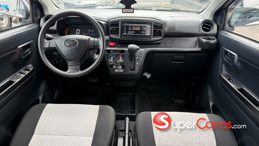 2021 Daihatsu Mira — foto 2 / 12