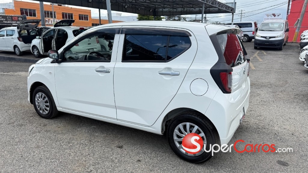 2021 Daihatsu Mira — foto 4 / 12