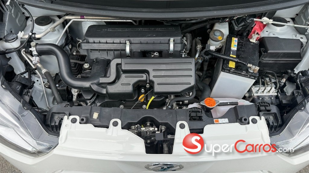 2021 Daihatsu Mira — foto 6 / 12