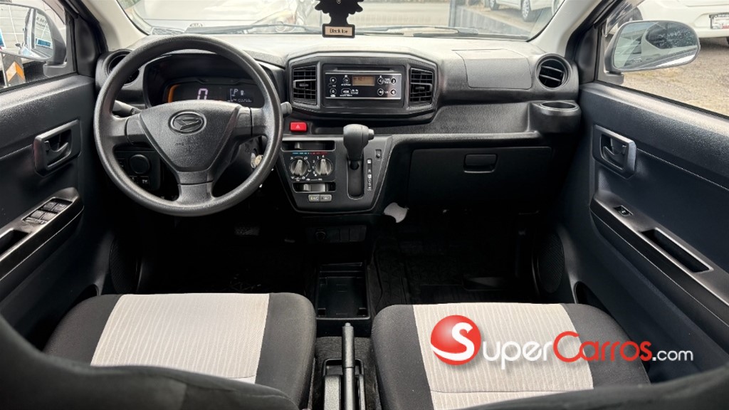2021 Daihatsu Mira — foto 11 / 12