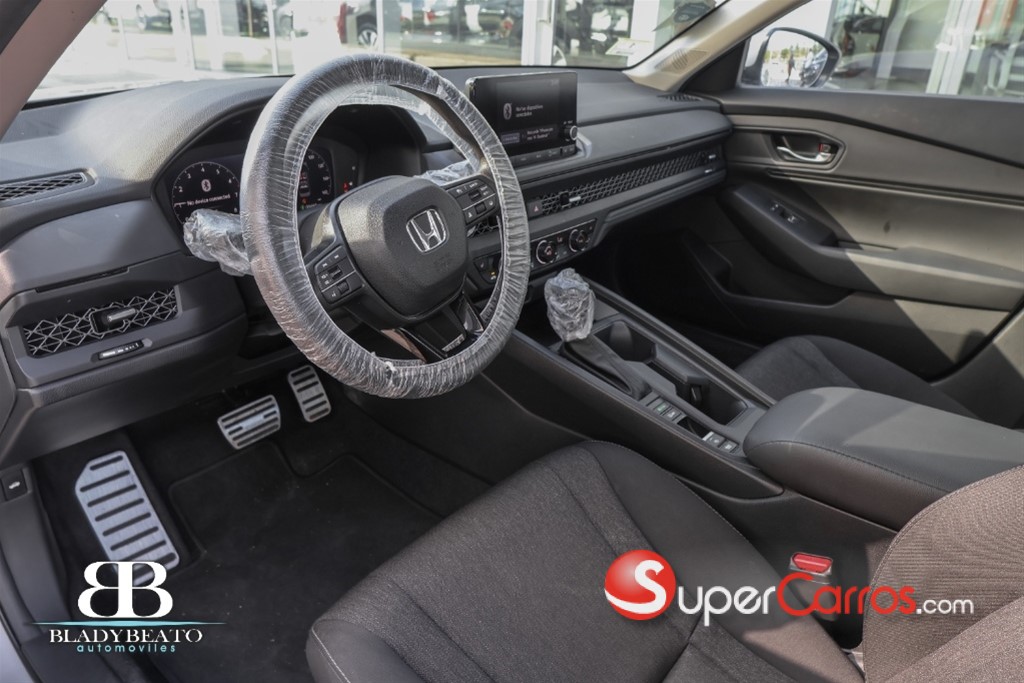 2024 Honda Accord EX — foto 2 / 12