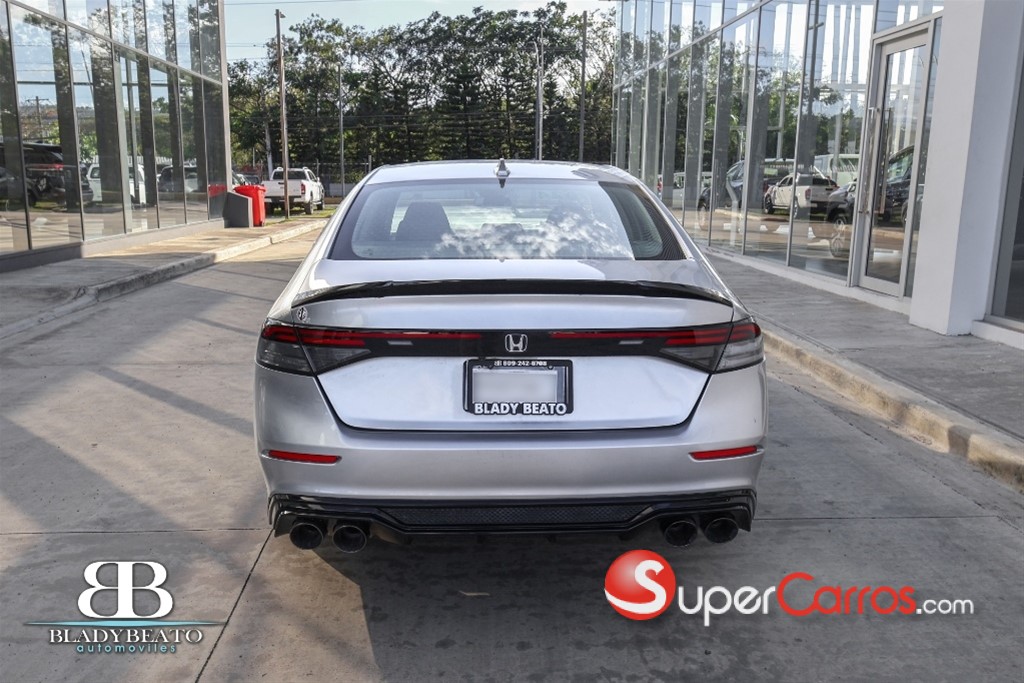 2024 Honda Accord EX — foto 9 / 12