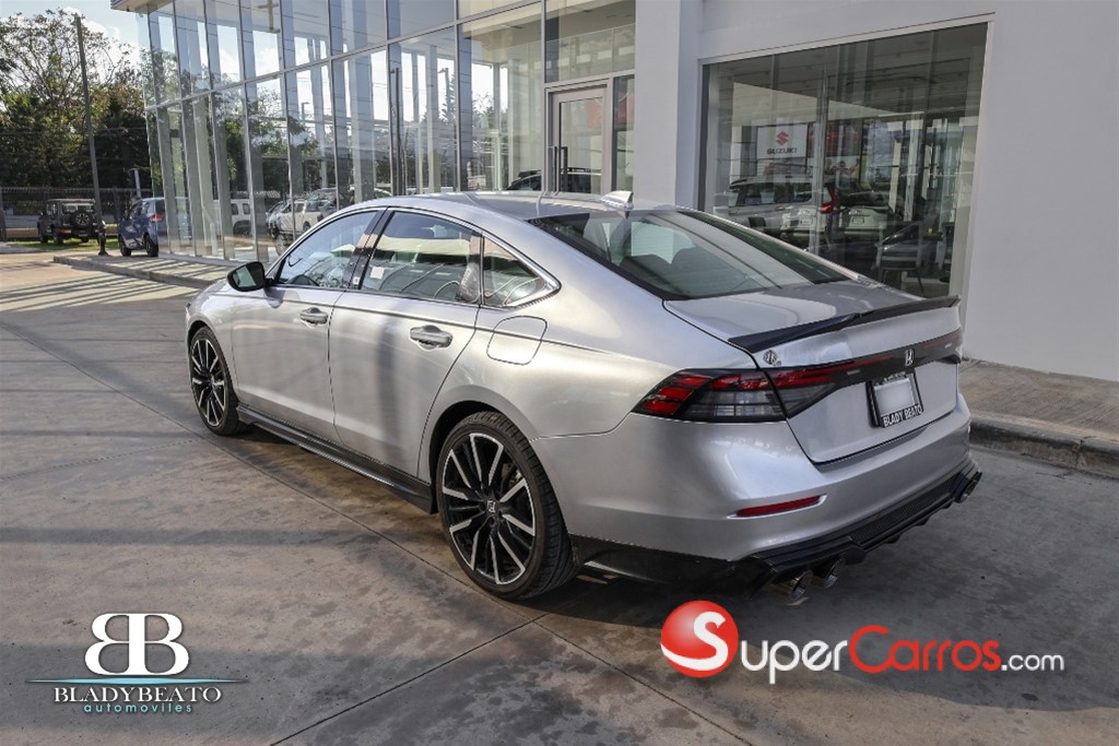 2024 Honda Accord EX — foto 10 / 12
