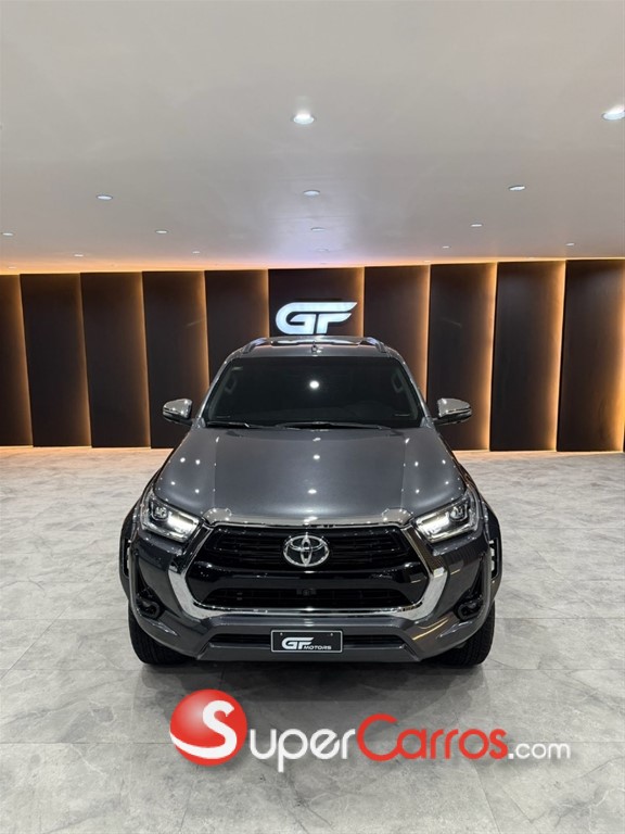 2025 Toyota Hilux WIDE TREAD — foto 2 / 11