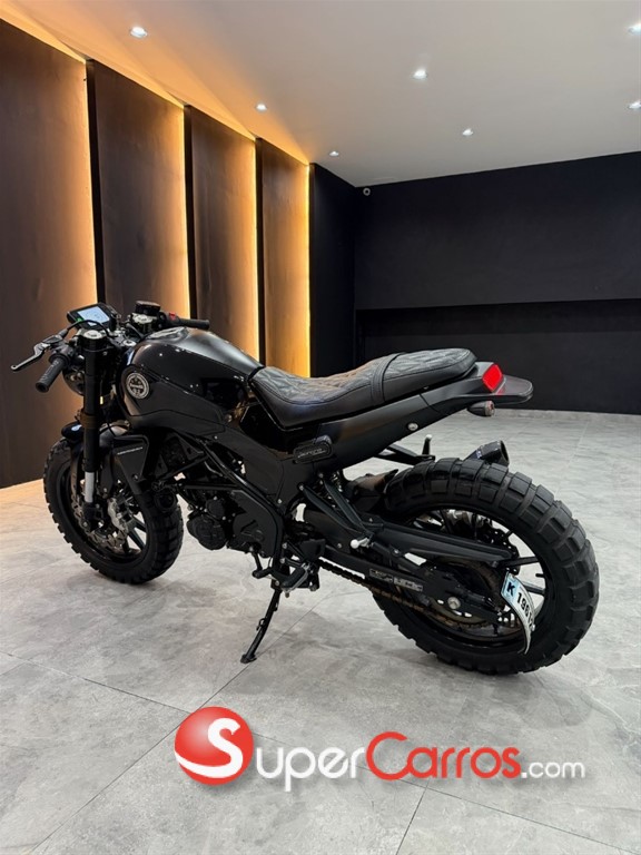 2023 Benelli Leoncino 250 — foto 4 / 10